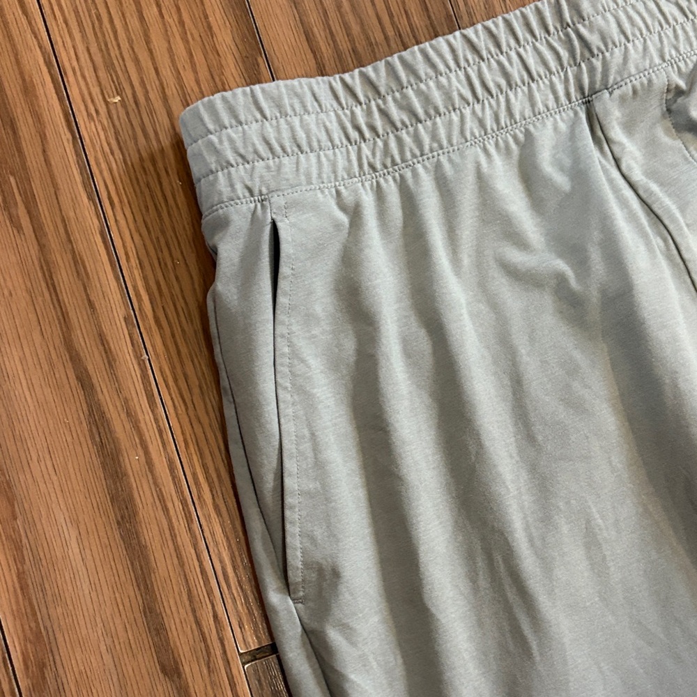 Uniqlo Alrism Mens Joggers - Picture 5 of 6